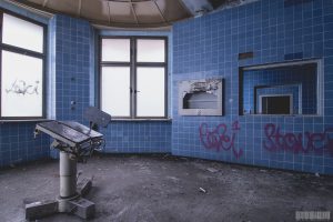 OP Saal in verlassenem Krankenhaus in Sachsen - Lost place Sachsen - verlassene Orte